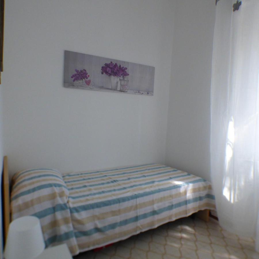 Villetta Anna Tirrenia Exterior photo